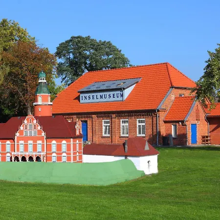 Gollwitzer Park - Insel Poel-6 By Interhome Gollwitz